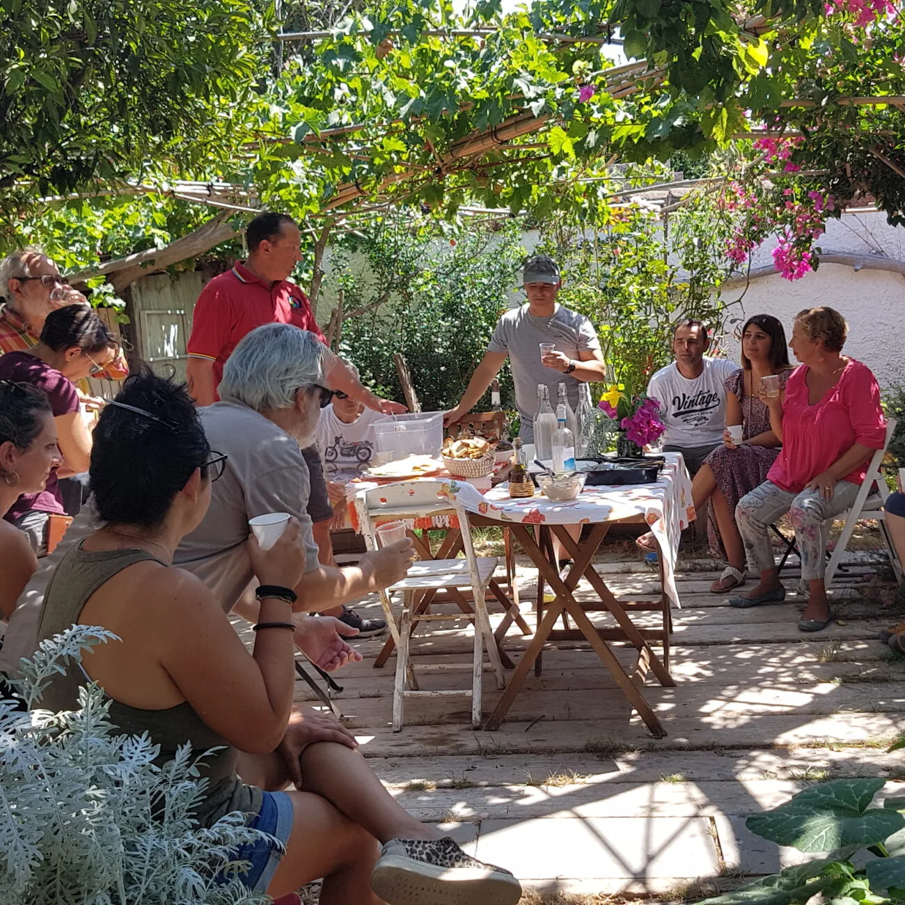 Le plaisir de partager dans le jardin bioclimatique