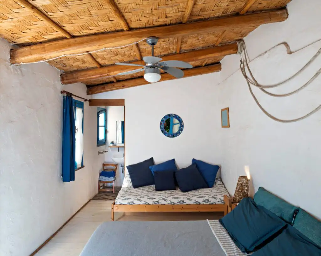 Camera Terra Cruda - Storia, design e style