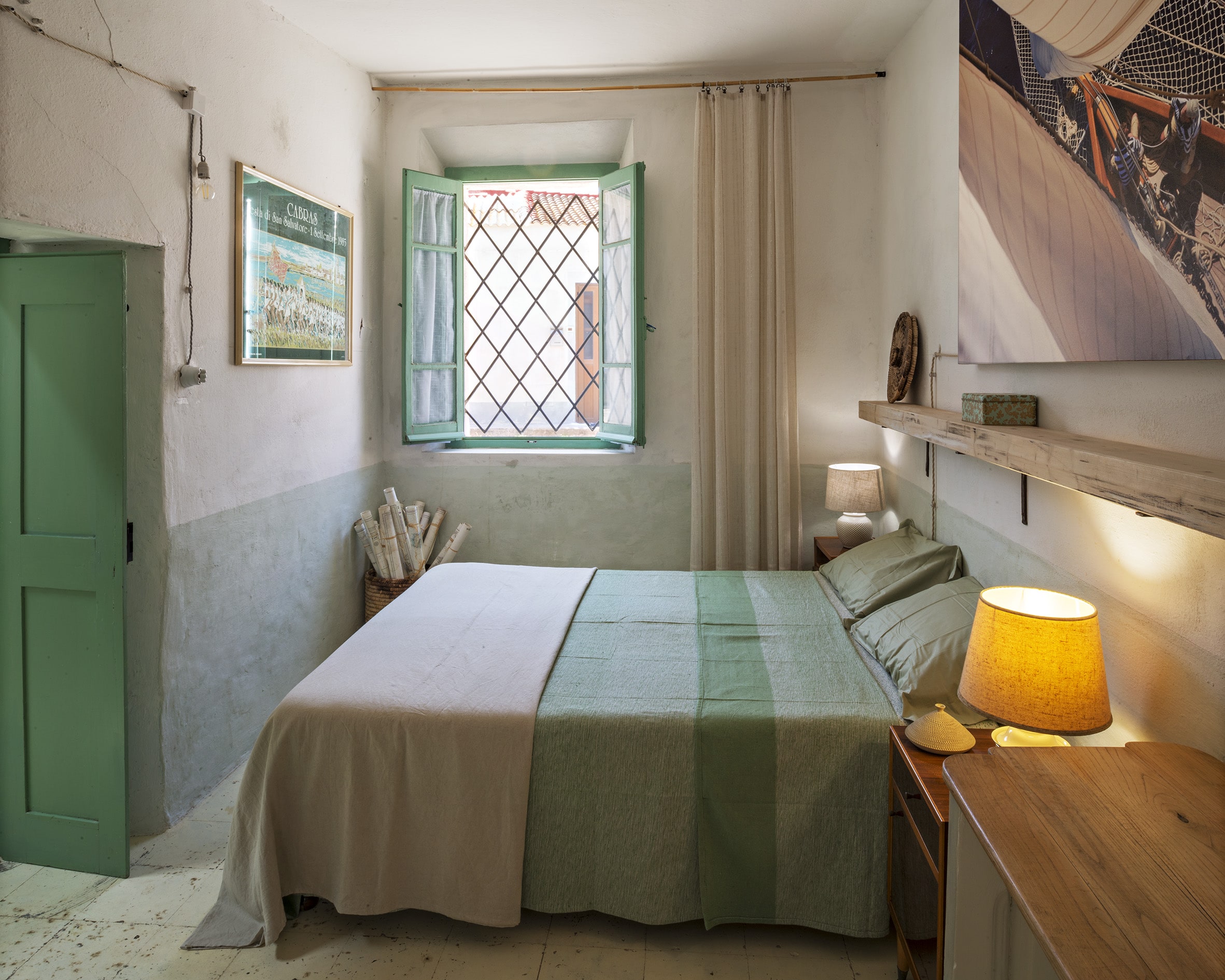 Letto della Camera Trinchetta, Limòlo House, bed and breakfast a Cabras ed Eco Hotel in Sardegna - Bioarchitettura a Cabras, soggiorno sostenibile in Sardegna