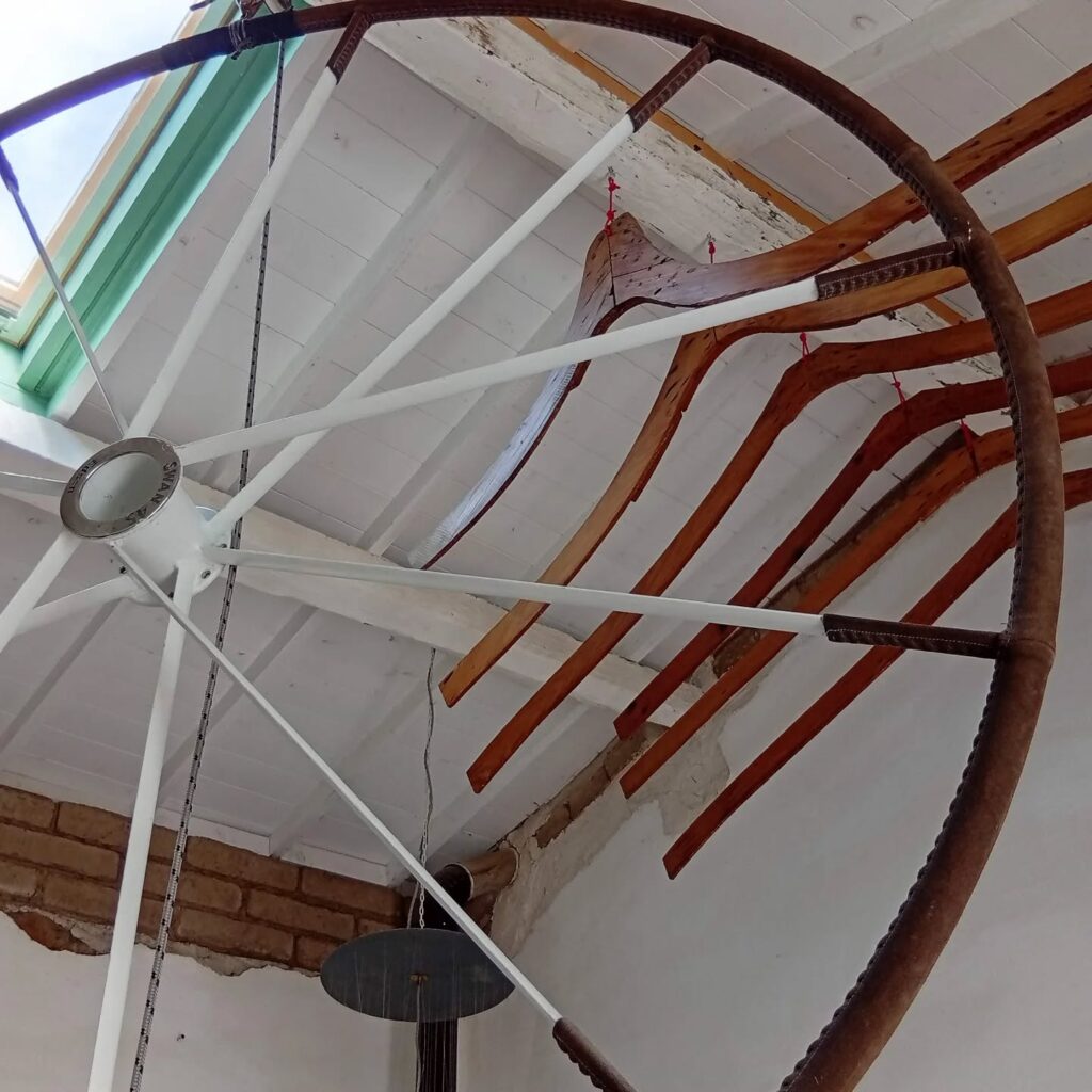 Instagram post from limolo.house. This post is in position 0.